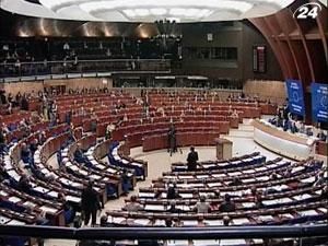 ПАСЕ планирует призвать Украину к реформированию Конституции ПАСЕ планирует призвать Украину к реформированию Конституции