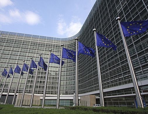 ЕС не планирует санкций против Украины и не замораживает финансовую помощь ЕС не планирует санкций против Украины и не замораживает финансовую помощь