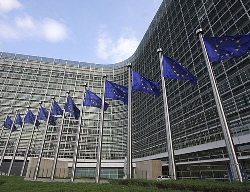 ЕС не планирует санкций против Украины и не замораживает финансовую помощь ЕС не планирует санкций против Украины и не замораживает финансовую помощь