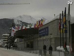 Министры финансов стран ЕС: Еврозона сможет справиться с кризисом Министры финансов стран ЕС: Еврозона сможет справиться с кризисом