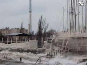 В Крыму объявили штормовое сообщение до 29 января