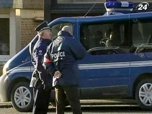 Французские полицейские предвзято относятся к нацменьшинствам Французские полицейские предвзято относятся к нацменьшинствам