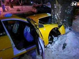 Морозы и сильные снегопады вызвали многочисленные ДТП в Турции Морозы и сильные снегопады вызвали многочисленные ДТП в Турции