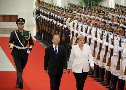 Меркель будет уговаривать Китай сократить импорт нефти из Ирана