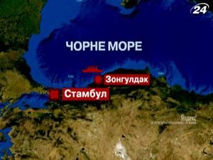 МИД: 3-х украинцев с затонувшего судна "Verа" спасли