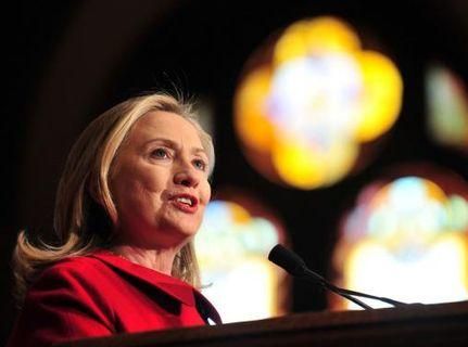 Дочь Тимошенко передала Хиллари Клинтон письмо от мамы Дочь Тимошенко передала Хиллари Клинтон письмо от мамы