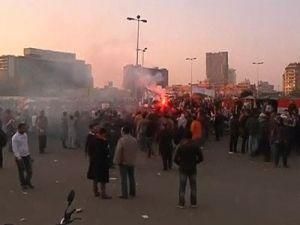 В Каїрі спалили будівлю податкової служби
