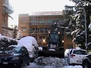 В Риме самый мощный снегопад за последние 26 лет В Риме самый мощный снегопад за последние 26 лет