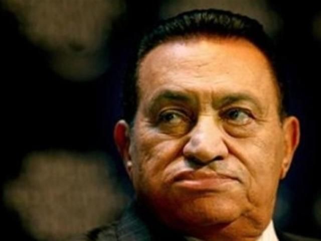 Мубарака перевозят из госпиталя в тюрьму