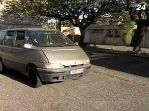 У Саудівській Аравії жінки вимагають надати їм право керувати автомобілем У Саудівській Аравії жінки вимагають надати їм право керувати автомобілем