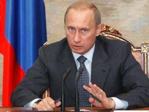 Путин отмечает роль интернета в демократии