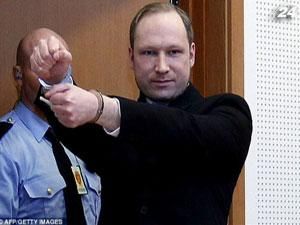 Брейвік назвав вчинені теракти попередженням для зрадників Брейвік назвав вчинені теракти попередженням для зрадників