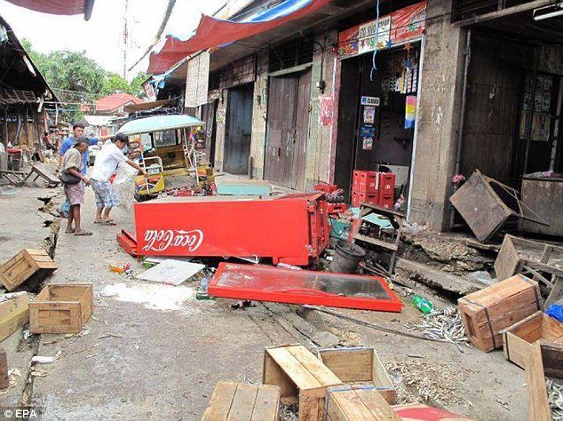Жертвами землетрясения на Филиппинах стали 43 человека
