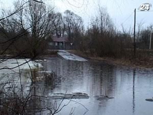 МЧС готовится к борьбе с наводнением МЧС готовится к борьбе с наводнением