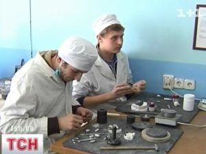 У Києві незаконно закрили коледж для сліпих та глухих дітей