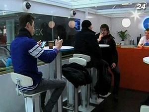 У "дистанційному" кафе кожен може змінювати дизайн інтер'єру на свій смак У "дистанційному" кафе кожен може змінювати дизайн інтер'єру на свій смак