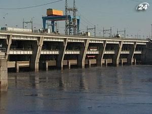 МНС: Київська ГЕС витримає повінь МНС: Київська ГЕС витримає повінь