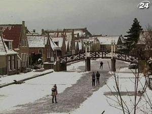 У Нідерландах сотні людей подолали 200 км на ковзанах У Нідерландах сотні людей подолали 200 км на ковзанах