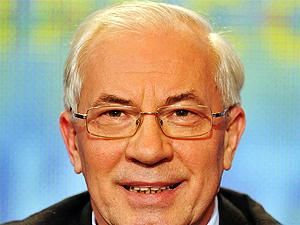 Азаров поужинал с президентом Латвии и планирует встретиться с премьером Азаров поужинал с президентом Латвии и планирует встретиться с премьером