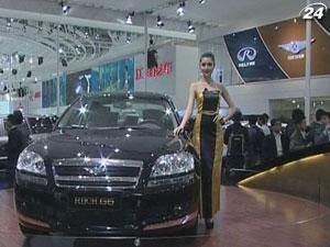 Виробництво та продаж авто у КНР скоротилися Виробництво та продаж авто у КНР скоротилися