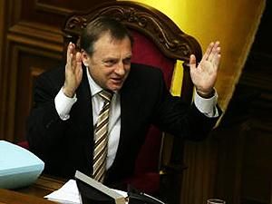 Лавринович: Чтобы разрешить осужденным баллотироваться, надо изменить Конституцию Лавринович: Чтобы разрешить осужденным баллотироваться, надо изменить Конституцию