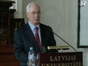 Підсумок дня: Коментар Азарова обурив Онищенка Підсумок дня: Коментар Азарова обурив Онищенка