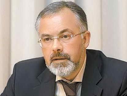 Табачник поспівчував невихованості кримського спікера Табачник поспівчував невихованості кримського спікера