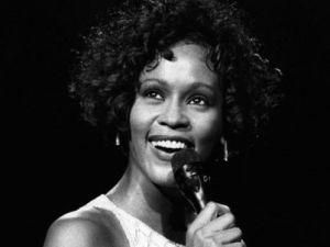 Поліція: Х’юстон померла не насильницькою смертю Поліція: Х’юстон померла не насильницькою смертю