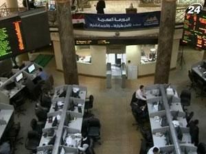 S&P знизило рейтинг Єгипту на один щабель з "негативним" прогнозом