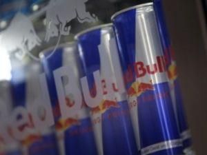 В Китае из магазинов изымают напиток Red Bull