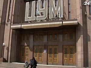 В реконструкцию ЦУМа вложат более $100 млн В реконструкцию ЦУМа вложат более $100 млн