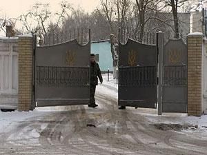 Тюремщики: Тимошенко срывает медосмотр Тюремщики: Тимошенко срывает медосмотр