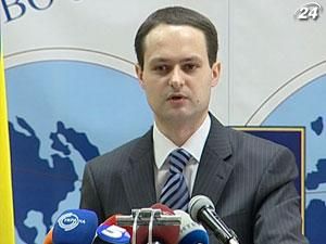 Українці на заблокованій кригою баржі почуваються задовільно Українці на заблокованій кригою баржі почуваються задовільно