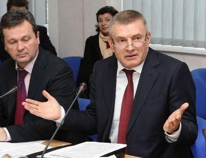 Защита просит суд оправдать Луценко