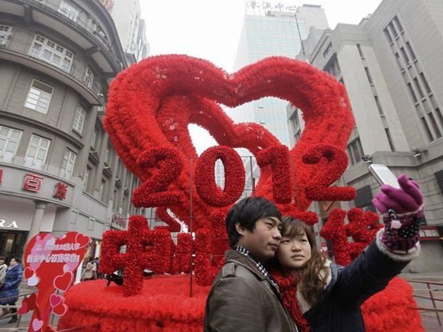 Як святкують День святого Валентина у світі