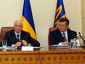 Азаров і Янукович привітали воїнів-інтернаціоналістів