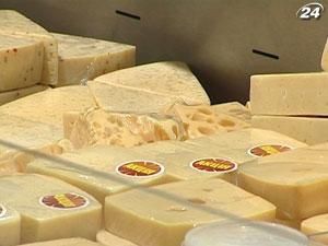 Россия не разрешила ввезти 128 тонн украинского сыра