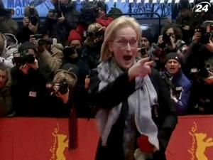 Меріл Стріп відзначили премією за заслуги в кіно в рамках "Берлінале" Меріл Стріп відзначили премією за заслуги в кіно в рамках "Берлінале"
