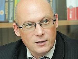 Роботодавців штрафуватимуть за відсутність офіційно влаштованих працівників Роботодавців штрафуватимуть за відсутність офіційно влаштованих працівників