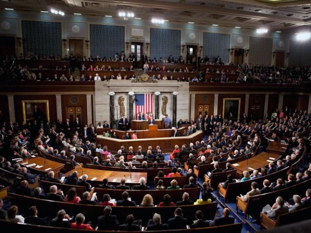 Американцям не будуть підвищувати податки в 2012 році Американцям не будуть підвищувати податки в 2012 році