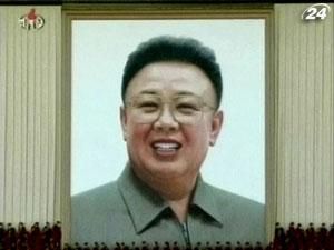 У КНДР відзначають 70 років з дня народження Кім Чен Іра