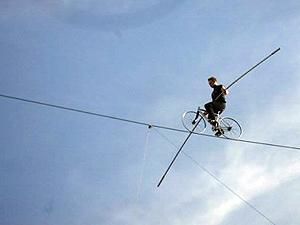 Вперше за 100 років над Ніагарським водоспадом пройдуть на канаті Вперше за 100 років над Ніагарським водоспадом пройдуть на канаті