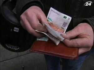 17 февраля - последний день, чтобы обменять франки на евро