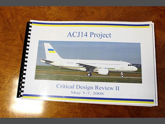 У Януковича показали президентский самолет У Януковича показали президентский самолет