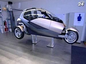 "Клевер" - малогабаритное и дружественное к окружающей среде авто "Клевер" - малогабаритное и дружественное к окружающей среде авто