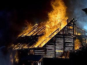 Рятуючи від пожежі дружину і дітей, загинув одесит Рятуючи від пожежі дружину і дітей, загинув одесит