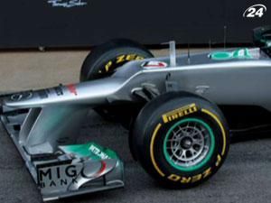 "Mercedes" презентував новий болід – W03 "Mercedes" презентував новий болід – W03