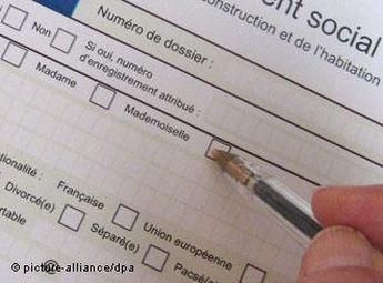 Во Франции запретили слово "мадемуазель" Во Франции запретили слово "мадемуазель"