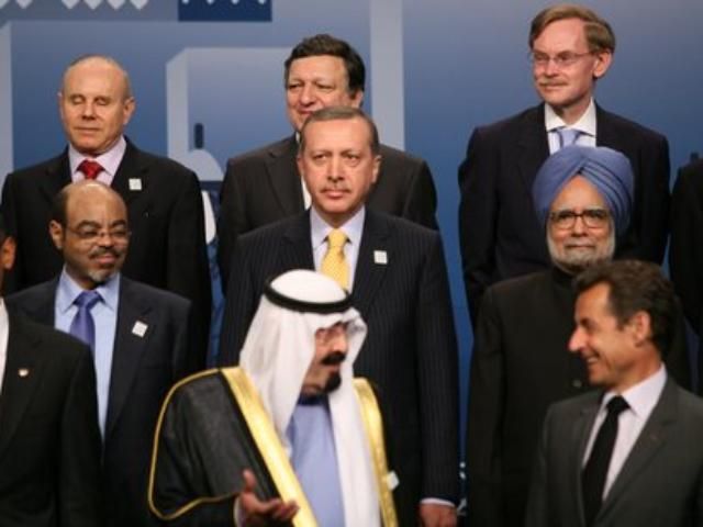 Країни "Великої двадцятки" присвятять саміт кризі в єврозоні Країни "Великої двадцятки" присвятять саміт кризі в єврозоні