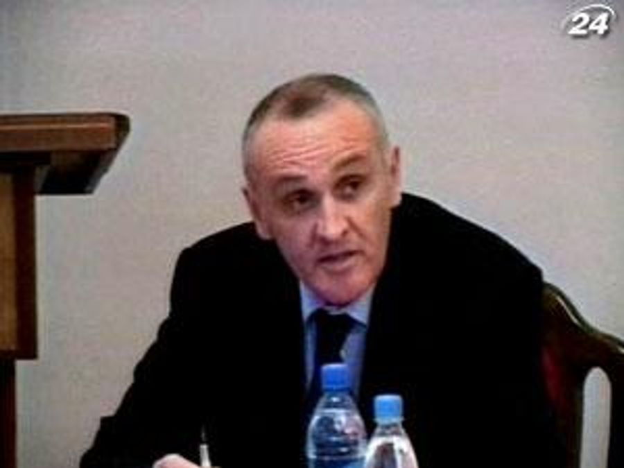 Інтерфакс: загинув один з охоронців президента Абхазії, ще двоє отримали важкі поранення Інтерфакс: загинув один з охоронців президента Абхазії, ще двоє отримали важкі поранення